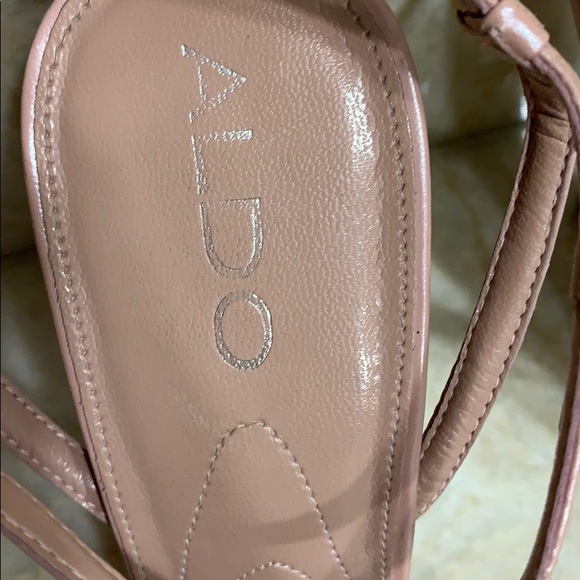 Shoe - Picture 7 of 8